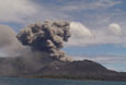PAPUA-NEW-GUINEA-aktiver-Vulkan